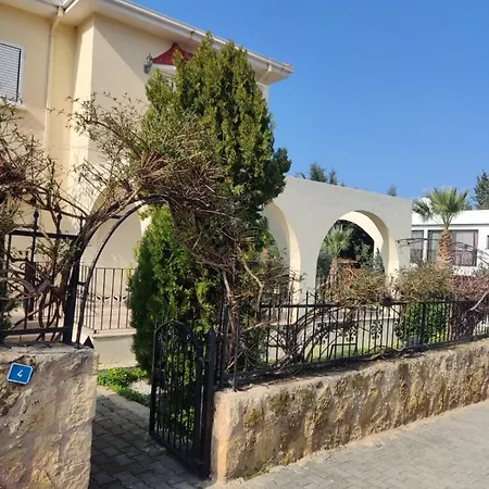 Paparas * Karavas (Northern Cyprus)