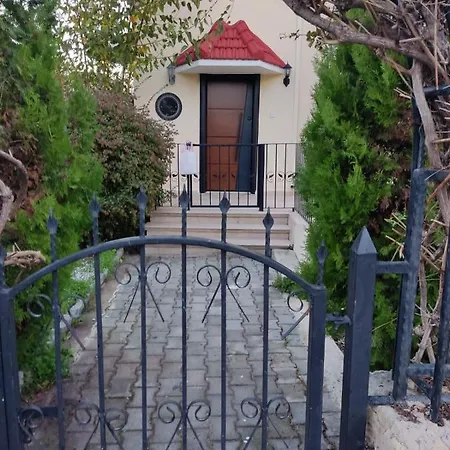 Paparas Βίλα Καραβάς